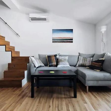 Apartment With Mezzanine - Radziwillowska 27 Красков Екстериор снимка