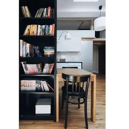 Apartment With Mezzanine - Radziwillowska 27 Красков Екстериор снимка